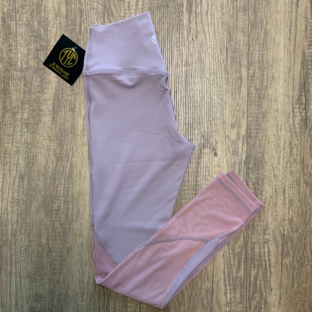 Resilient Essence Leggings in Sweet Pea